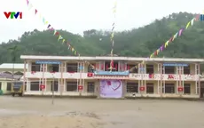 Người dân vùng biên vui mừng khởi công trường học an toàn
