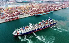 Trung Quốc tạm dừng thu “phí cảng đặc biệt” với tàu Mỹ