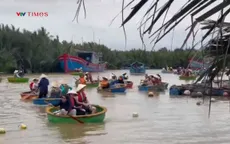 Nhiều du khách quốc tế trở lại Hội An sau ảnh hưởng lũ lụt