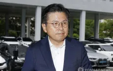 Hàn Quốc bắt giữ cựu Thủ tướng Hwang Kyo-ahn và cựu Giám đốc Tình báo Cho Tae-yong