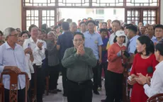 Thủ tướng dự Ngày hội Đại đoàn kết toàn dân tộc tại xã Đề Gi, tỉnh Gia Lai