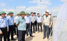 Phó Thủ tướng Nguyễn Chí Dũng thị sát, kiểm tra các dự án trọng điểm tỉnh Quảng Trị