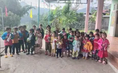 Ấm lòng "Cửa hàng 0 đồng" của cô giáo giữa vùng sạt lở Nam Trà My