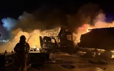 Tai nạn liên hoàn nghiêm trọng tại Hàn Quốc, xe tải 5 tấn bị thiêu rụi trong vài phút