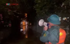 Khánh Hòa: Nước lũ dâng nhanh trong đêm, khẩn trương sơ tán dân