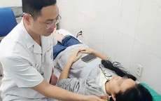 Ù tai ở người trẻ: Khi âm thanh "vô hình" làm đảo lộn cuộc sống