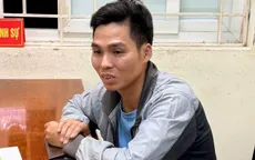 Tạm giữ tài xế xe tải lao vào CSGT ở Hà Nội khi bị kiểm tra