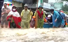 Nước lũ lên nhanh và bất ngờ, nhiều người dân Khánh Hòa trắng đêm không ngủ
