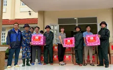 Vùng 4 Hải quân khẩn trương hỗ trợ đồng bào vùng lũ Khánh Hòa, Đắk Lắk