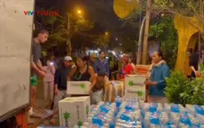 Người dân Hội An huy động nhu yếu phẩm gửi vào vùng lũ Đắk Lắk