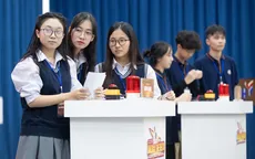 Học sinh THPT tự tin hùng biện tiếng Anh tại Chung kết Unlock The IELTS 2025