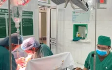 Cứu sống sản phụ mất hơn 1,3 lít máu do chửa ngoài tử cung vỡ