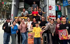Người dân Nghệ An góp hơn hàng trăm tấn hàng cứu trợ bà con vùng lũ miền Trung
