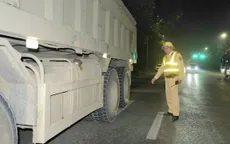 Hà Nội: Xuyên đêm kiểm soát hoạt động vận tải, gần 70 vi phạm bị xử lý