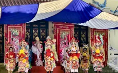 Nghệ thuật truyền thống xuống phố