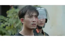 Lằn ranh - Tập 22: Hàng loạt quan chức Việt Đông bị bắt vì đánh bạc