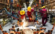 Ngành sản xuất châu Á chịu nhiều sức ép