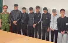 Mâu thuẫn qua điện thoại, 15 thanh thiếu niên mang dao kiếm hẹn nhau hỗn chiến