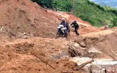 Sạt lở trên tuyến ĐH6, hàng trăm hộ dân ở Đà Nẵng bị cô lập