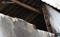 Người dân kể lại khoảnh khắc phá cửa cứu sống bé gái trong vụ cháy khiến 1 người tử vong