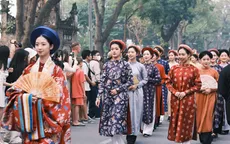 Hoa hậu H'Hen Niê và nhiều người đẹp diện cổ phục Việt