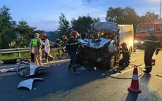 Xe khách va chạm xe đầu kéo trên cao tốc Đà Nẵng - Quảng Ngãi, 3 người chết, 10 người bị thương