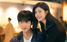 Cặp đôi chị em chênh 19 tuổi phim “Ngắm bắn hồ điệp” kết hợp ăn ý