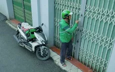 Gia đình trái dấu - Tập 7: Bị khách bùng hàng, shipper U60 cao tay trừng trị