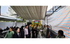 Trao hơn 260 triệu đồng hỗ trợ gia đình nạn nhân vụ sạt lở trên Quốc lộ 6