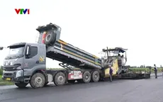 Hàng trăm công nhân tăng ca, đẩy nhanh tiến độ dự án an sinh xã hội ở Cà Mau