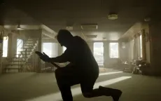 Vai diễn mới của Tom Cruise sau khi nhận giải Oscar danh dự