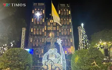 Hà Nội rạng rỡ sắc màu chào đón Giáng sinh 2025