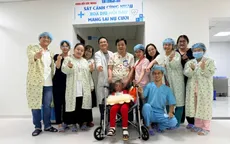 Nghị lực sống phi thường của cậu bé 5 tuổi bị bỏng nặng 80% cơ thể