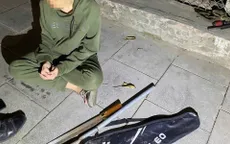 CSGT Hà Nội khống chế đối tượng mang hung khí khi tham gia giao thông