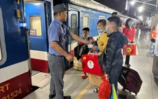 Đường sắt tăng chuyến, thêm toa tàu dịp Tết Dương lịch