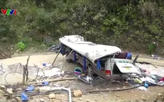 Tập trung cứu chữa các nạn nhân trong vụ lật xe chở đoàn thiện nguyện ở Lào Cai