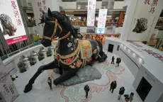 Nga, Trung Quốc trang hoàng rực rỡ chào đón năm mới 2026