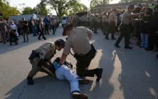 Người nhập cư tại Mỹ hạn chế đi lại do lo ngại chính sách siết chặt thị thực