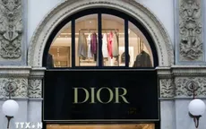 Doanh thu ngành hàng xa xỉ toàn cầu giảm mạnh