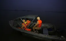 Cảnh sát đường thủy Hà Nội: Giữ bình yên sông Hồng những đêm cuối năm