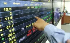 VN-Index tăng gần 18 điểm