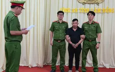 Thuê bóng đèn, dây điện chong thanh long rồi đem bán, chiếm đoạt hơn 700 triệu đồng