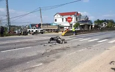 Va chạm giữa xe máy và ô tô khách khiến 3 người bị thương nặng