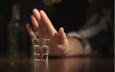 Vì sao uống rượu không giúp cơ thể ấm hơn?