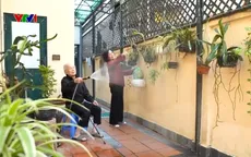 Người cao tuổi nên ở chung cư hay nhà mặt đất?