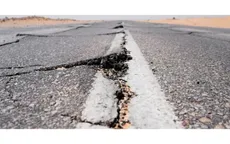 Động đất mạnh rung chuyển bờ biển Mỹ