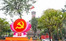 Hà Nội trang hoàng rực rỡ chào mừng Đại hội XIV của Đảng
