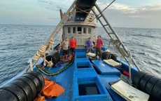 Bắt giữ tàu cá vận chuyển 50.000 lít dầu DO trái phép trên biển