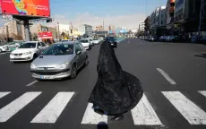 Tin tặc tấn công sóng truyền hình Iran giữa lúc biểu tình leo thang