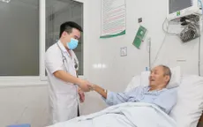 Ngừng tuần hoàn khi chơi tennis